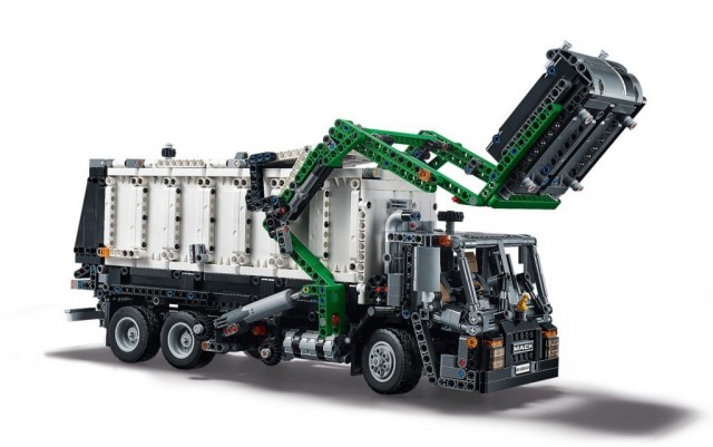 LEGO Technic 42078 Mack kamion č.5