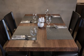 Stůl z masivního dubového dřeva Bruno | 1230x800x53mm | Made in Czech