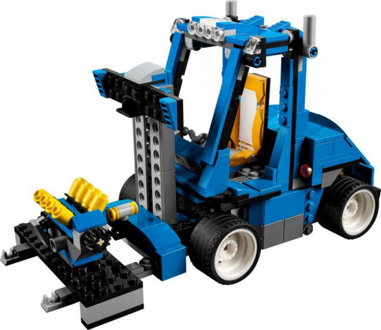 LEGO Creator 31070 Turbo závodní auto č.5