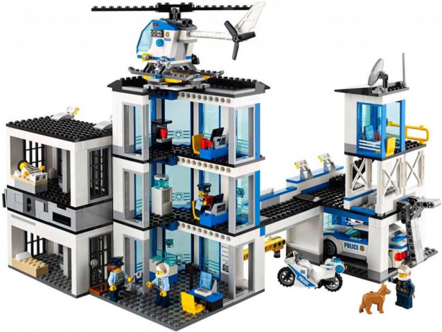 LEGO City 60141 Policejní stanice č.5
