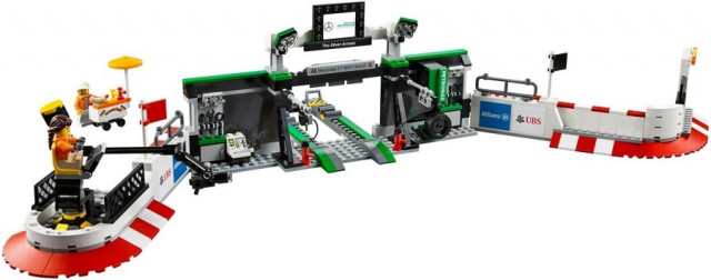 LEGO Speed Champions 75884 - 1968 Ford Mustang Fastback č.4