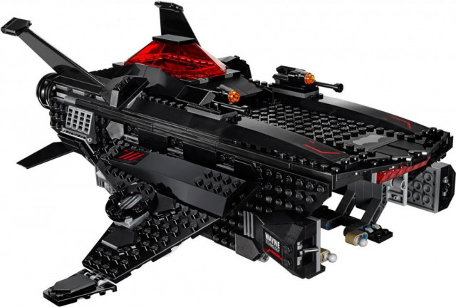 LEGO Super Heroes 76087 Obří netopýr: Vzdušný útok v Batmobilu č.4