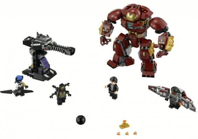 LEGO Super Heroes 76104 Střetnutí s Hulkbusterem č.3