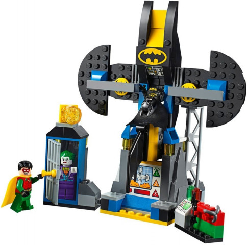 LEGO Juniors 10753 Joker™ útočí na Batcave č.4